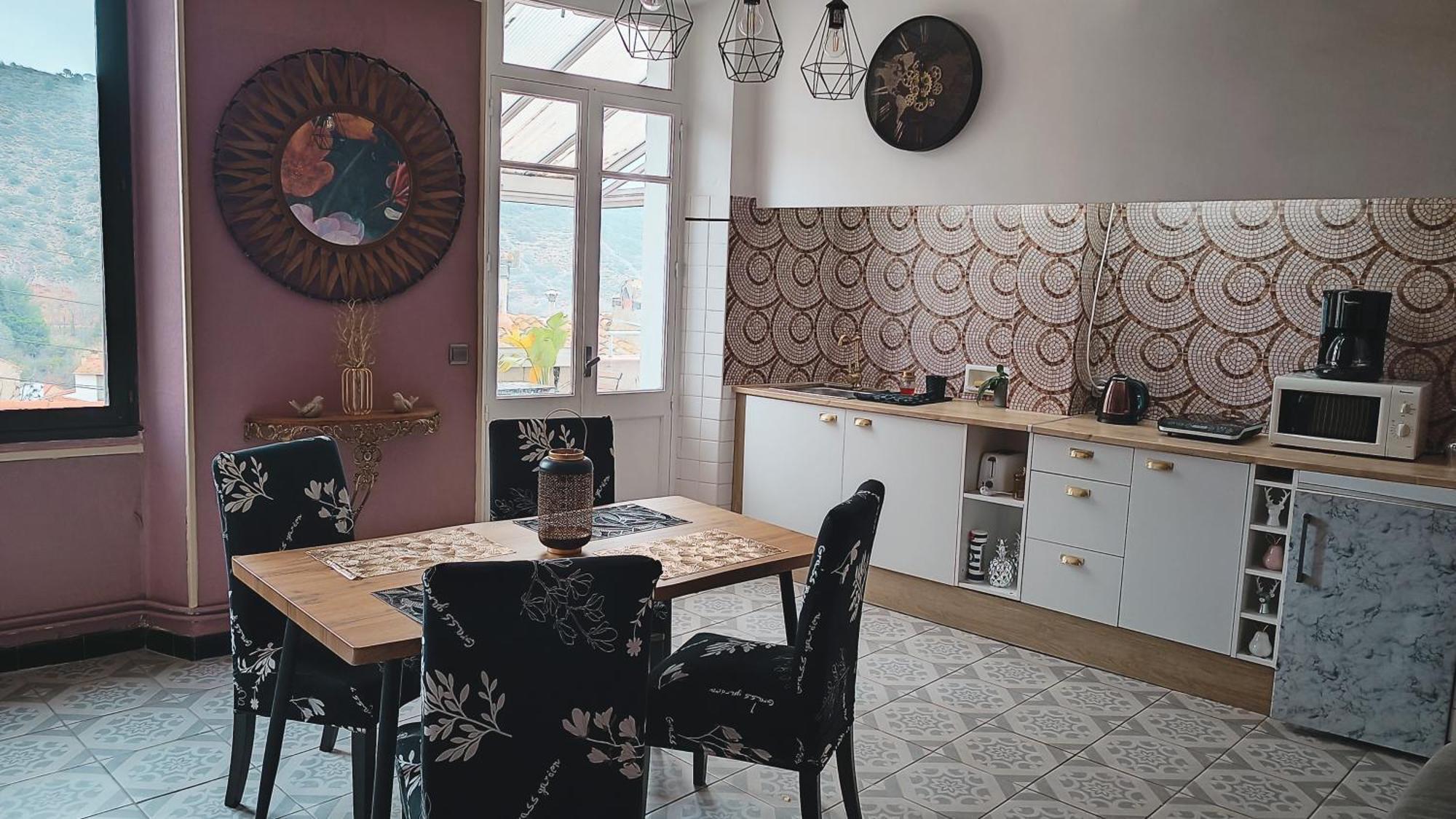 A L' Estiu Bed and Breakfast Latour-de-France Εξωτερικό φωτογραφία